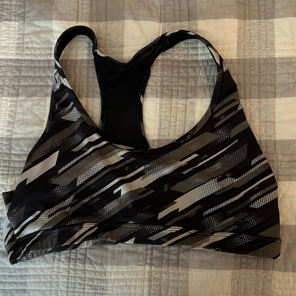 Marika large sports bra
